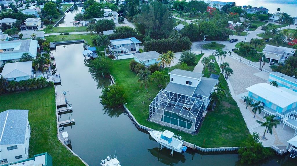 ISLAND SHORES - Residential