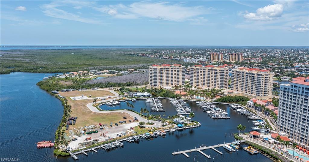 6061 Silver King BLVD 906