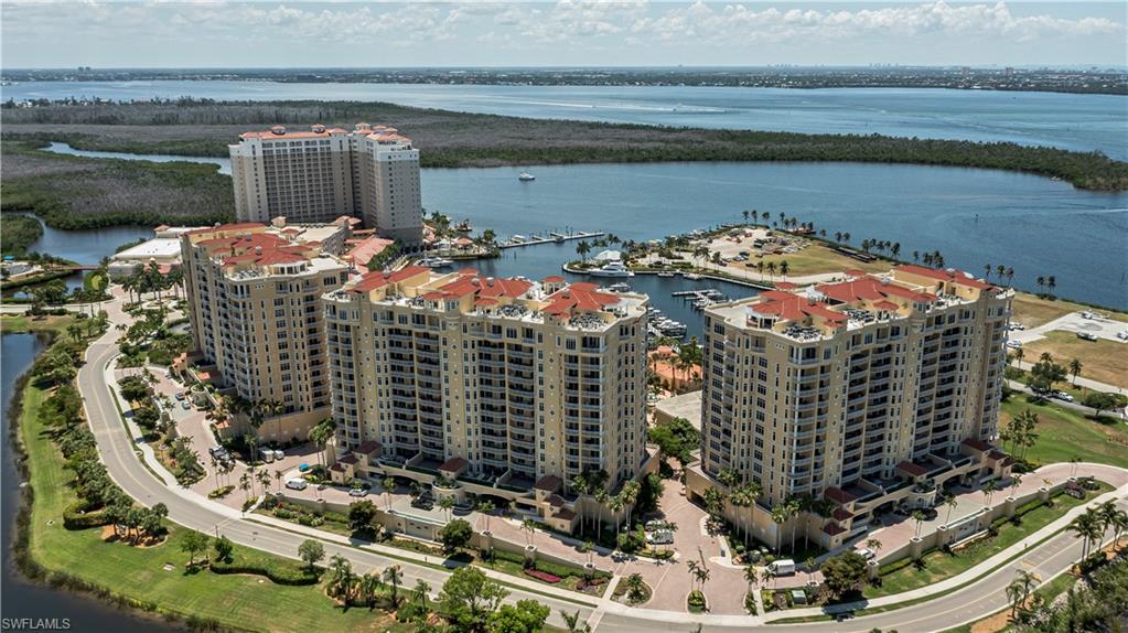 6061 Silver King BLVD 906