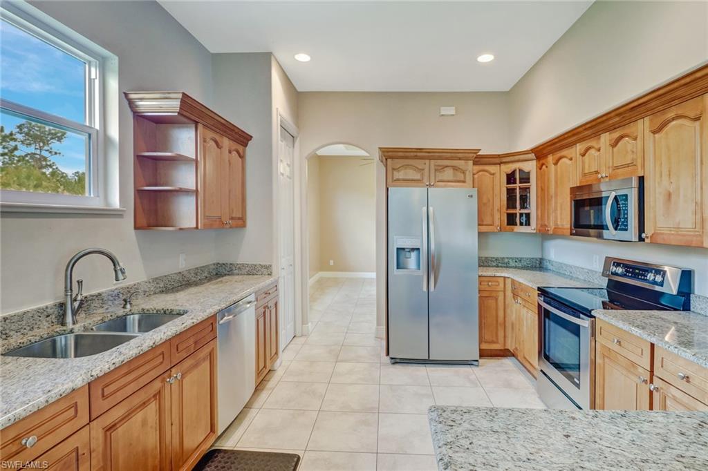 GOLDEN GATE ESTATES - Residential