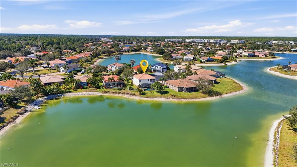 VALENCIA LAKES - Residential