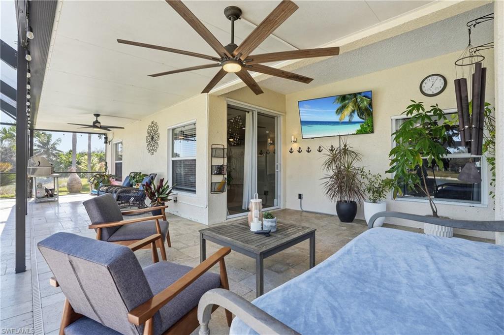 VALENCIA LAKES - Residential