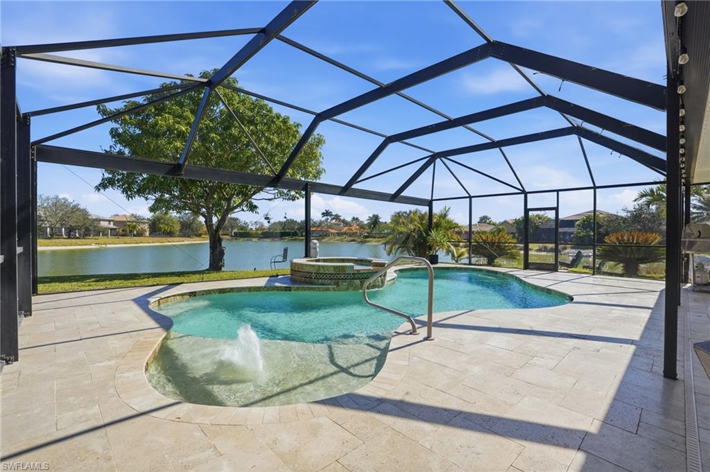 VALENCIA LAKES - Residential