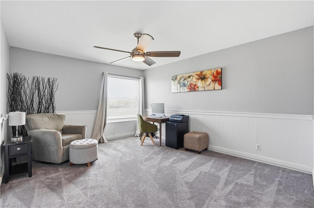 VALENCIA LAKES - Residential