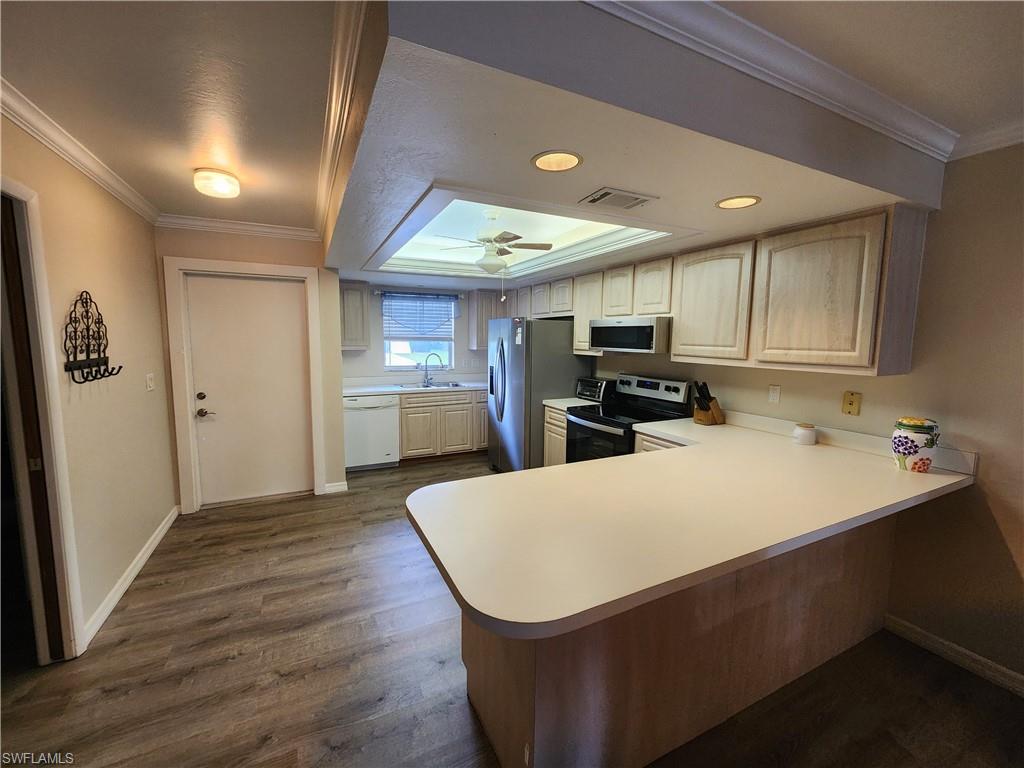 WAYWARD WIND - Residential