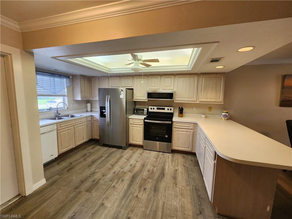 WAYWARD WIND - Residential