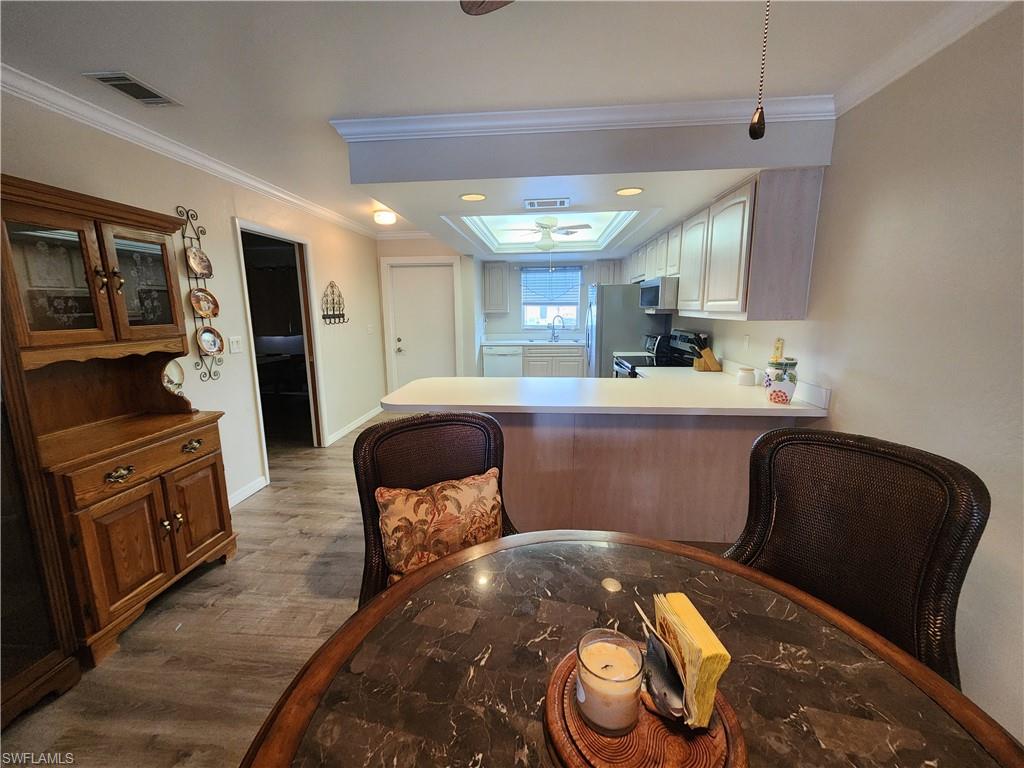 WAYWARD WIND - Residential