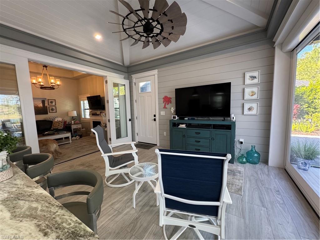 GOLDEN PALMS LUXURY MOTORCOACH RESORT - Land