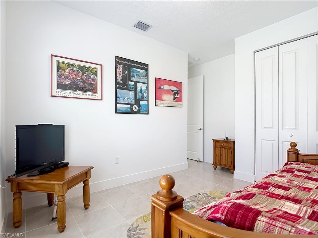 MAPLE RIDGE - Residential