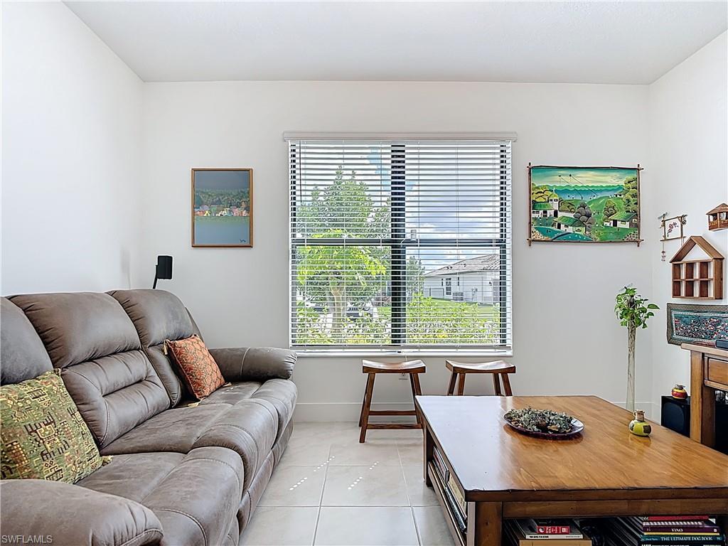 MAPLE RIDGE - Residential