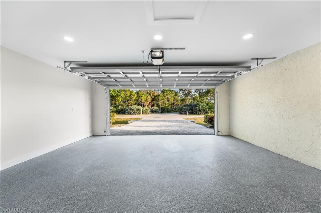 TAHITIAN SHORES - Residential