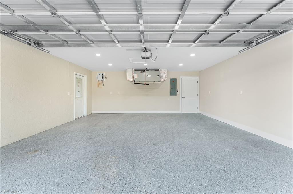 TAHITIAN SHORES - Residential