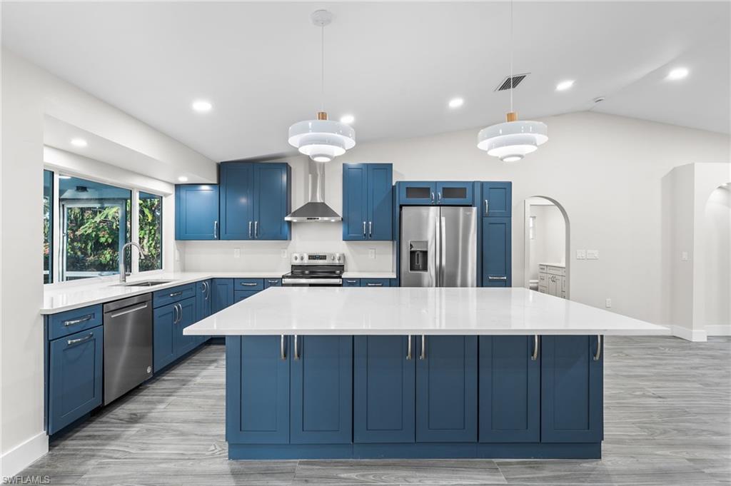 TAHITIAN SHORES - Residential