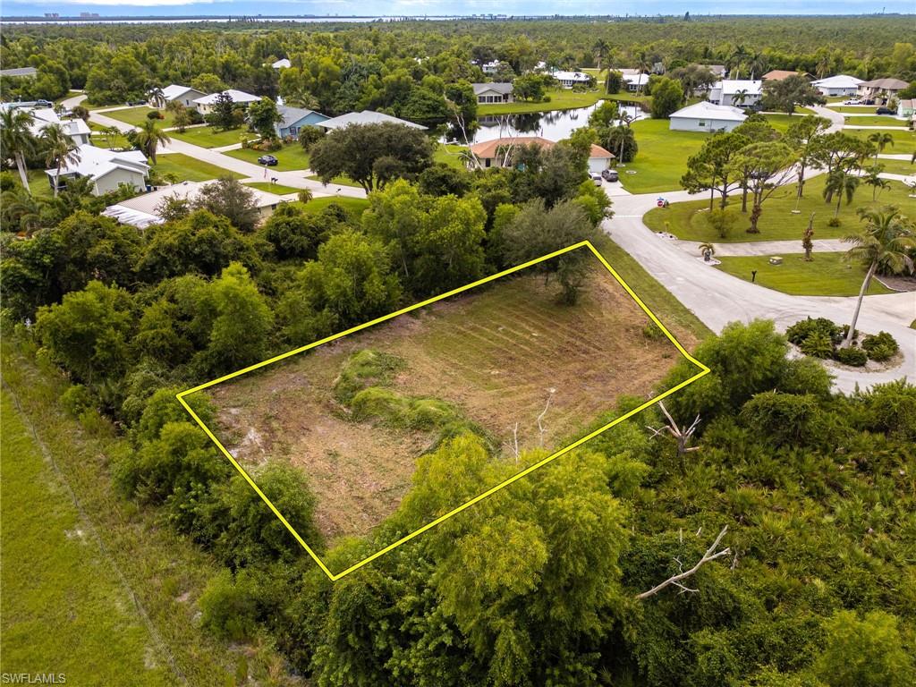 PINE ISLAND VILLAGE - Land