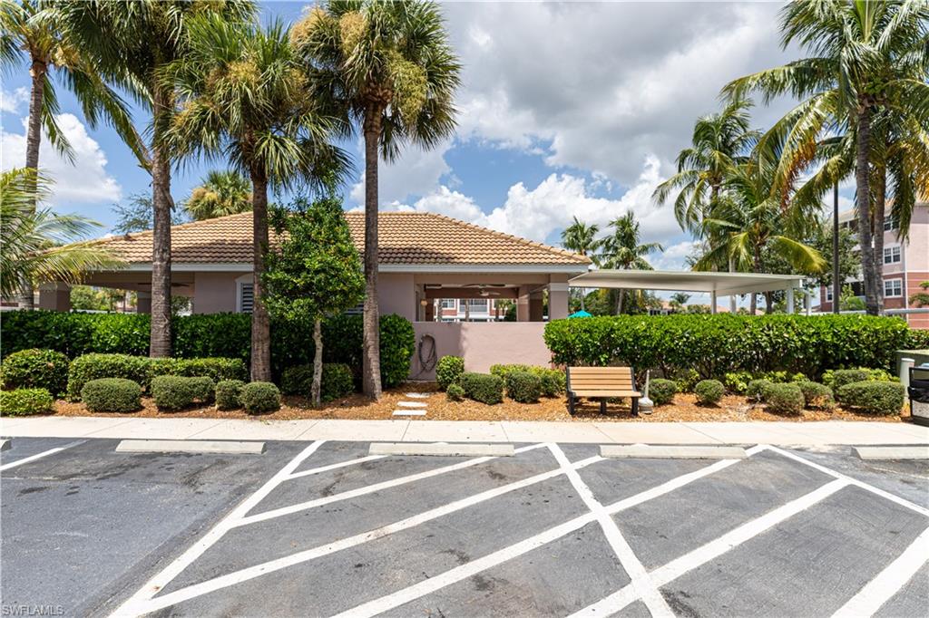 SABAL POINTE - Residential