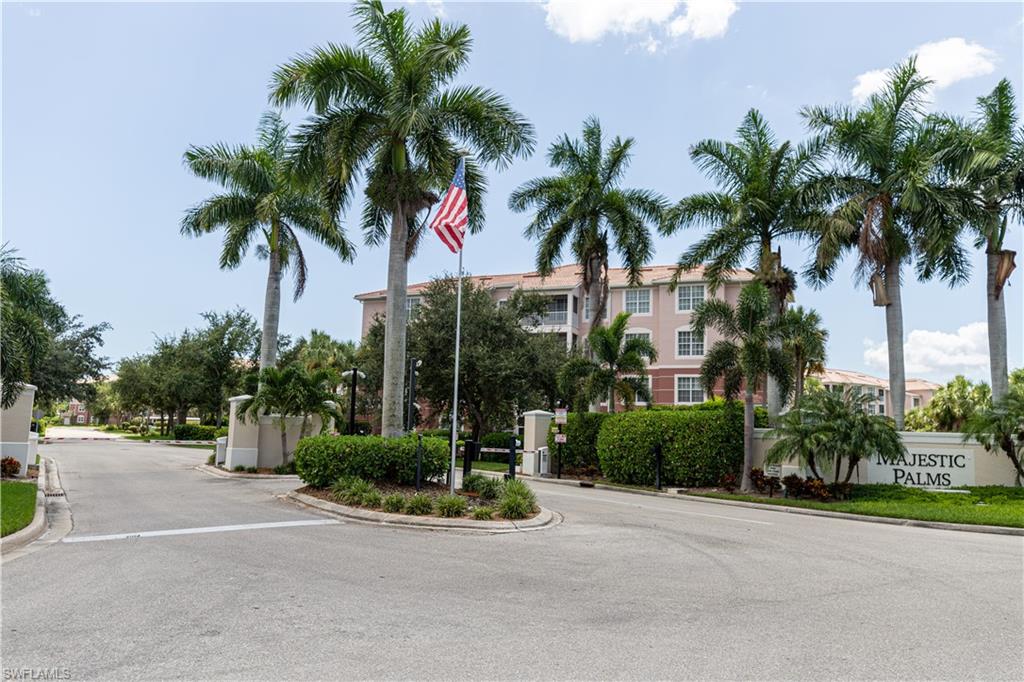 SABAL POINTE - Residential