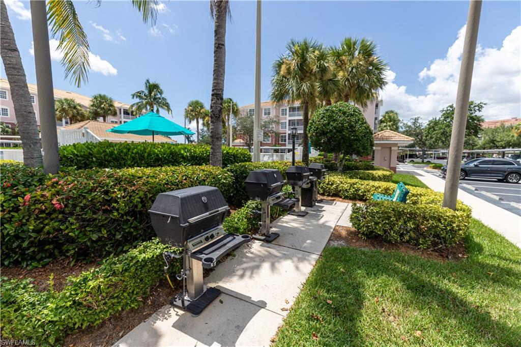 SABAL POINTE - Residential