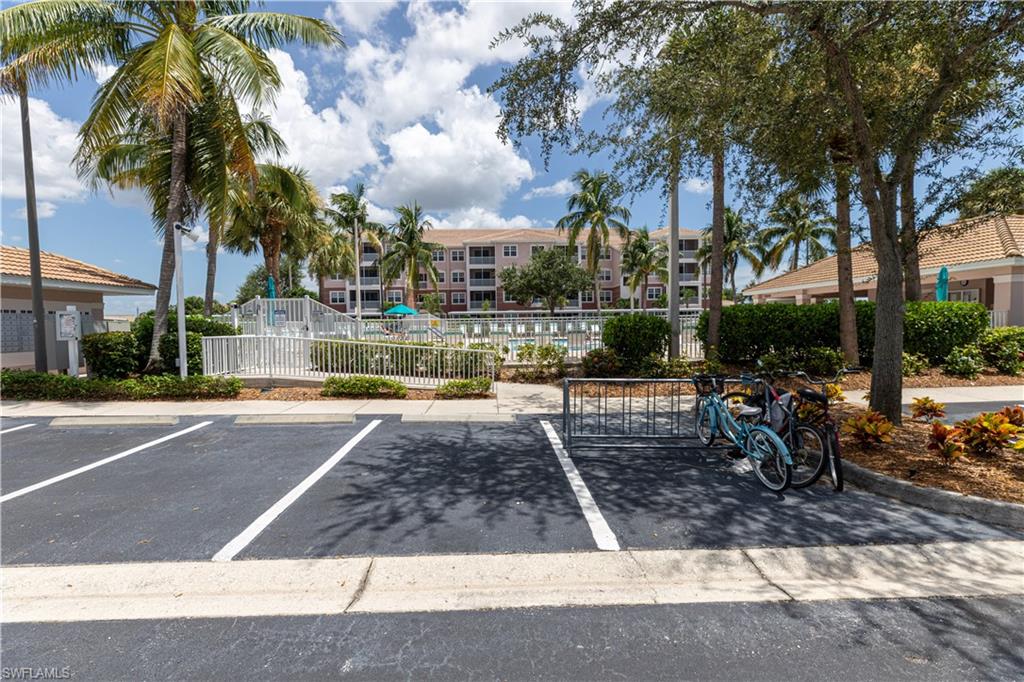 SABAL POINTE - Residential