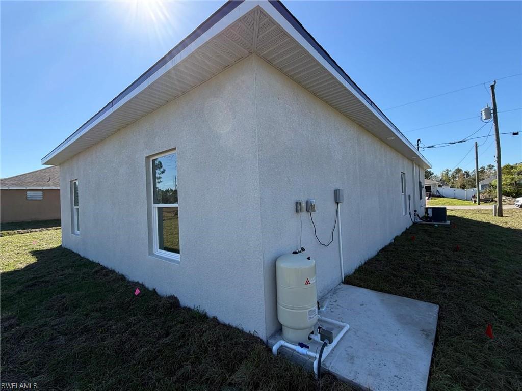 LEHIGH ACRES - Residential