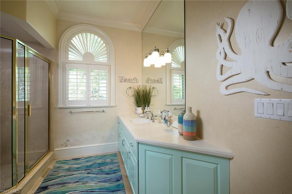 HIDEAWAY BEACH - Residential