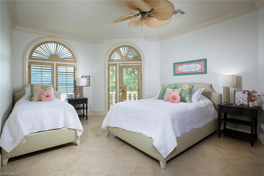 HIDEAWAY BEACH - Residential