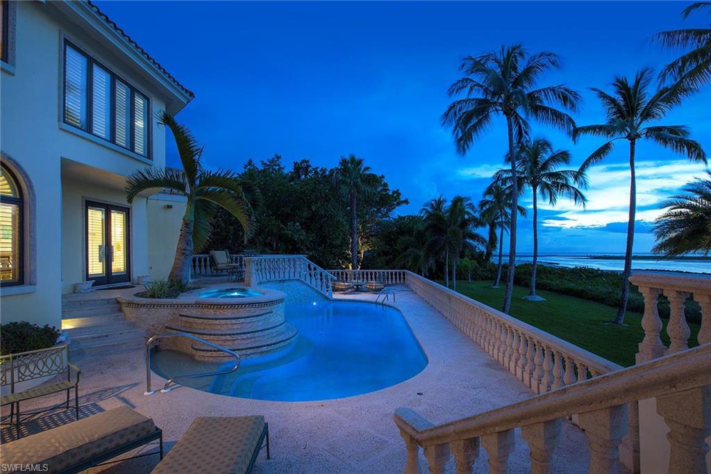 HIDEAWAY BEACH - Residential