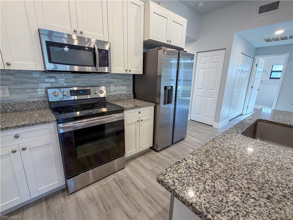 CAPE CORAL - Residential Lease