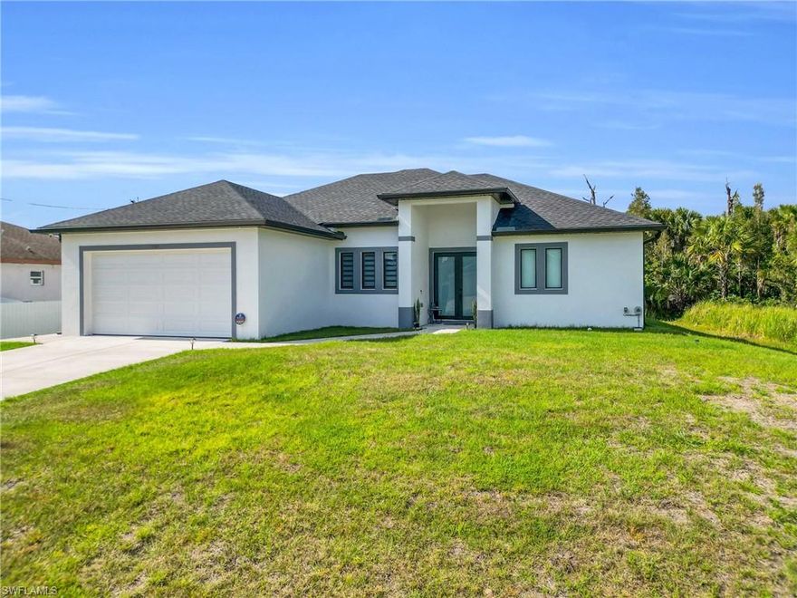 Stunning 2025 Home in a Prime Location!  
This modern 3-bedroom home with a spacious den and 2 beautifully designed bathrooms offers high ceilings, abundant natural light, and an open, contemporary layout. Enjoy luxurious showers, a sleek modern kitchen, and an expanded lanai perfect for relaxing or entertaining. A truly exceptional property in an unbeatable location.
