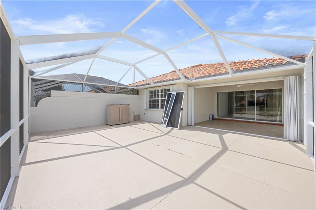 VILLAGE WALK - Residential