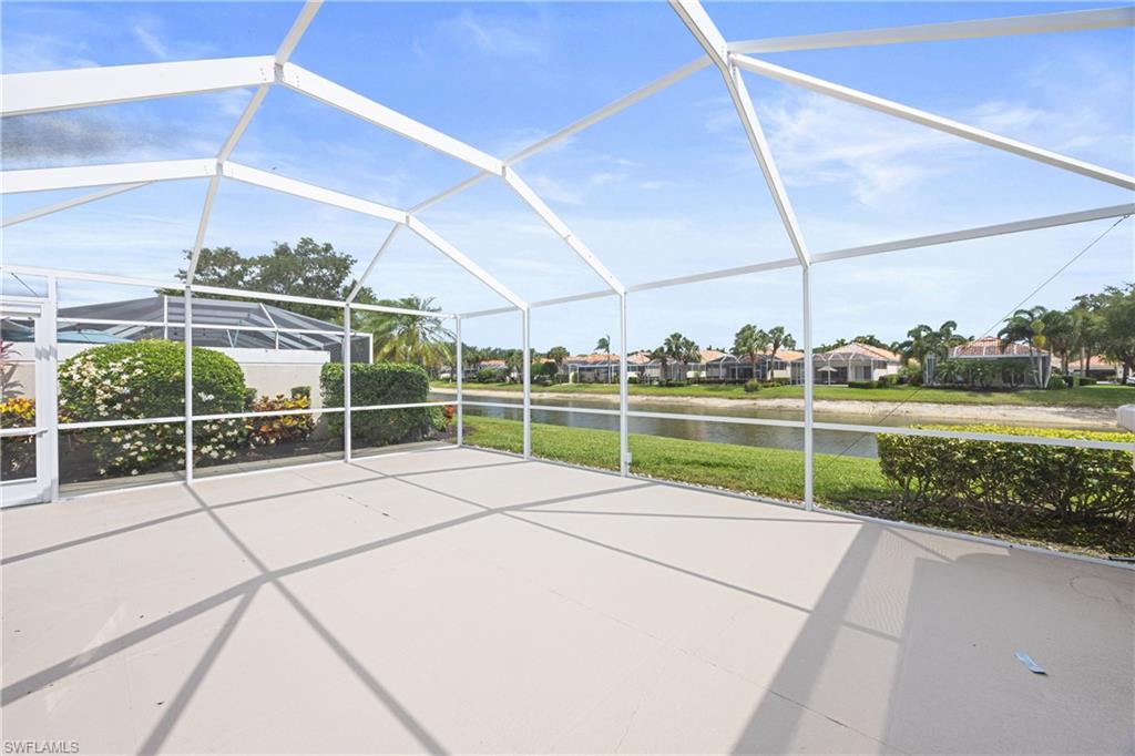 VILLAGE WALK - Residential