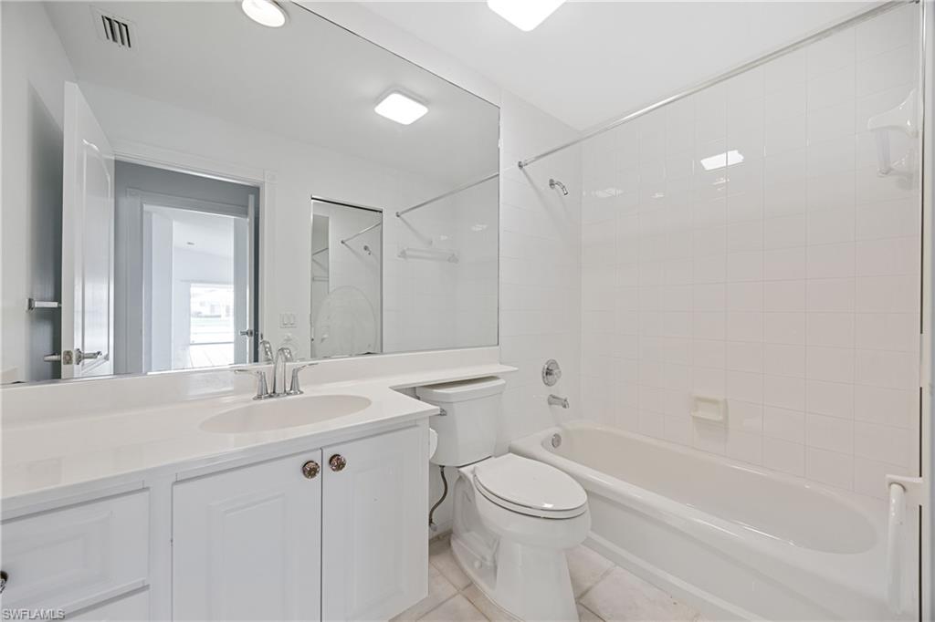 VILLAGE WALK - Residential