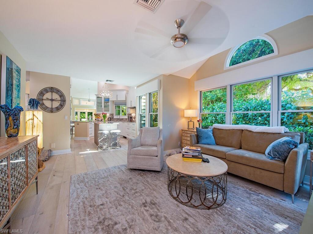 VILLAS AT PELICAN BAY - Residential