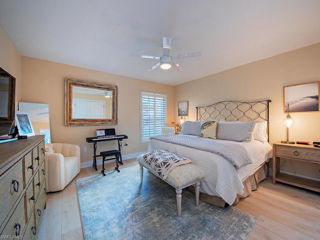 VILLAS AT PELICAN BAY - Residential