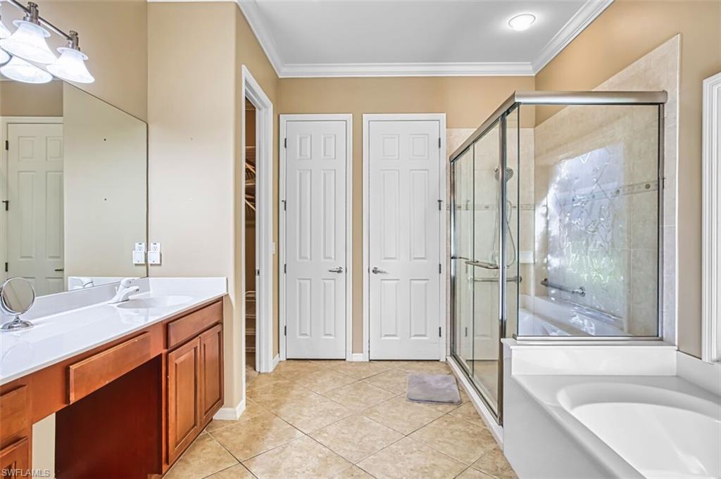 FEATHERBROOK - Residential