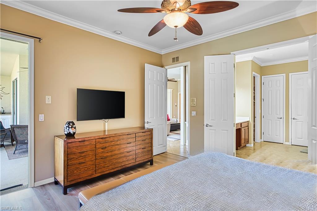 FEATHERBROOK - Residential