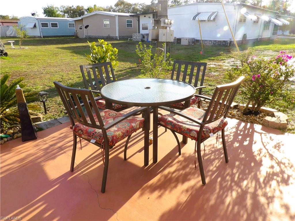 FOREST PARK MOBILE HOME - Residential