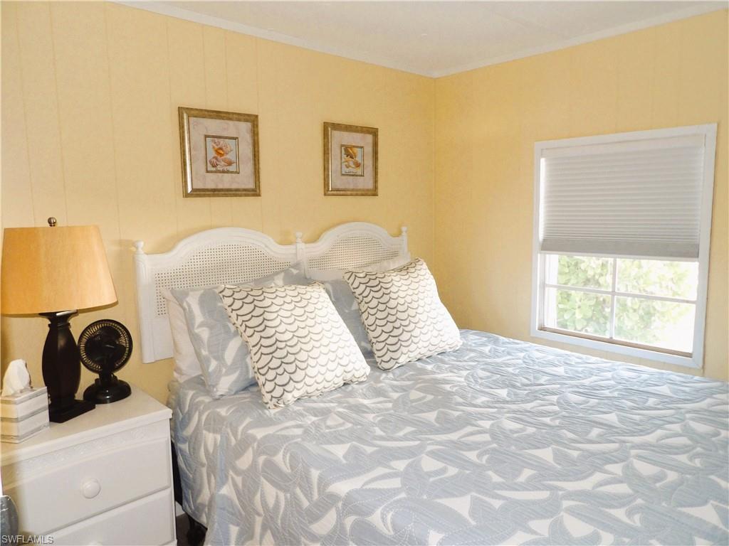 FOREST PARK MOBILE HOME - Residential