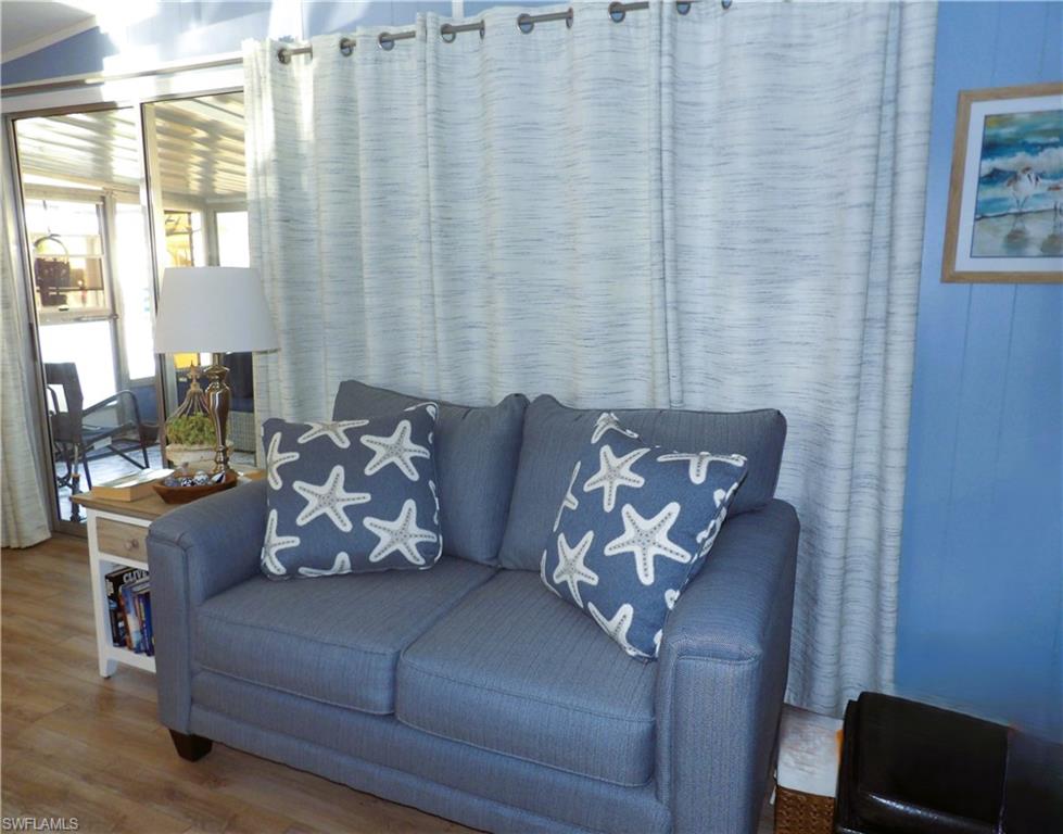 FOREST PARK MOBILE HOME - Residential