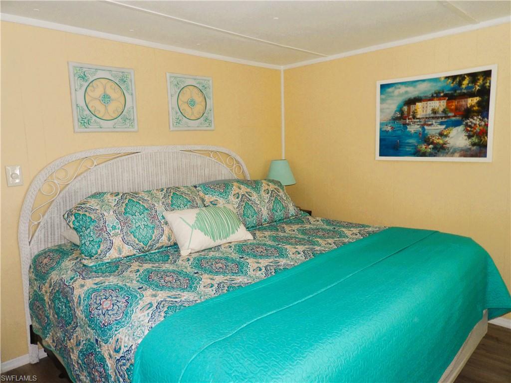 FOREST PARK MOBILE HOME - Residential