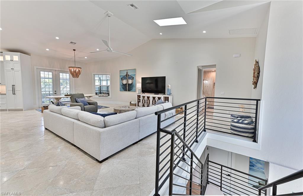 SOUTHPORT ON THE BAY - Residential