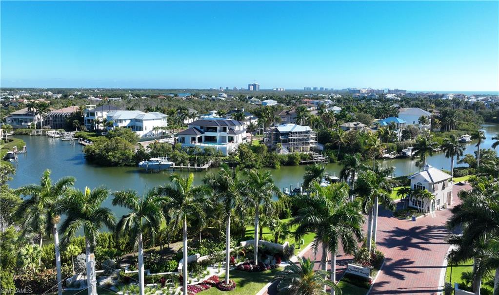 SOUTHPORT ON THE BAY - Residential