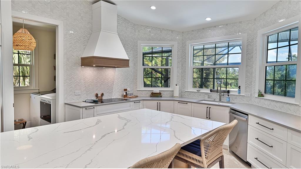 SOUTHPORT ON THE BAY - Residential