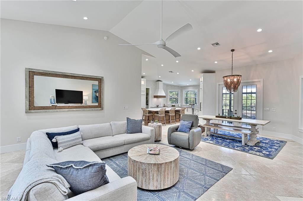 SOUTHPORT ON THE BAY - Residential