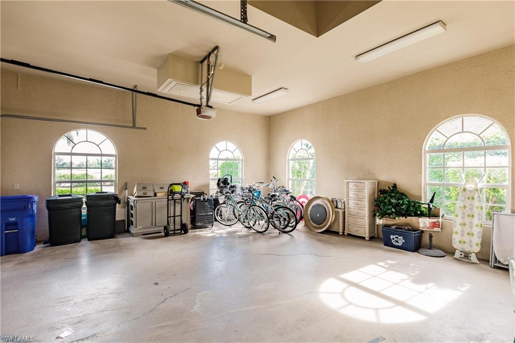 GOLF DRIVE ESTATES - Residential