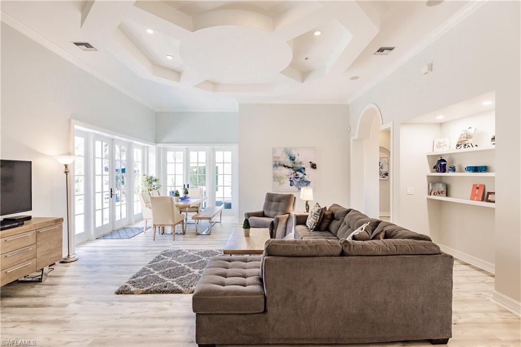 GOLF DRIVE ESTATES - Residential