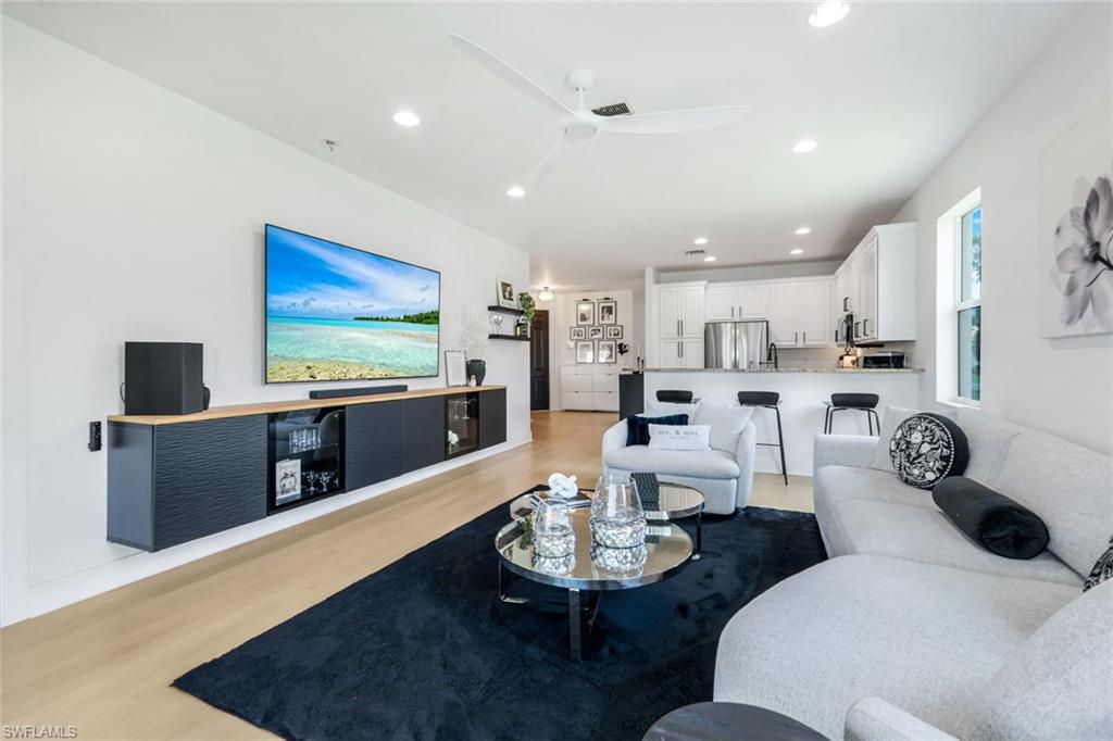 10490 Spruce Pine CT