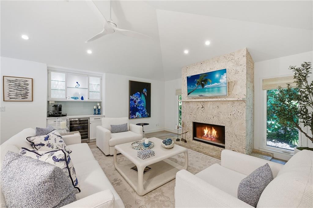 OAKMONT - Residential