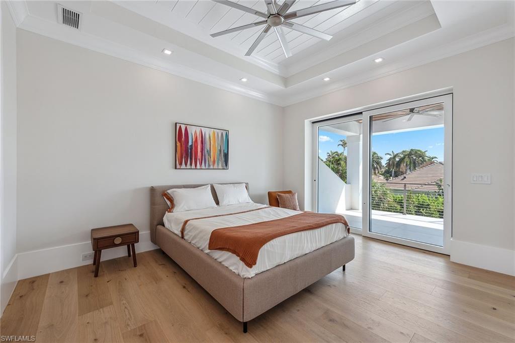 MOORINGS - Residential