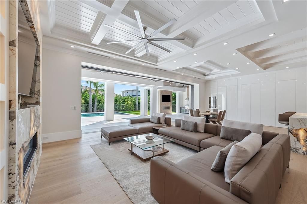 Photo of 3280 Crayton RD, NAPLES, FL 34103 (MLS # 224086445)