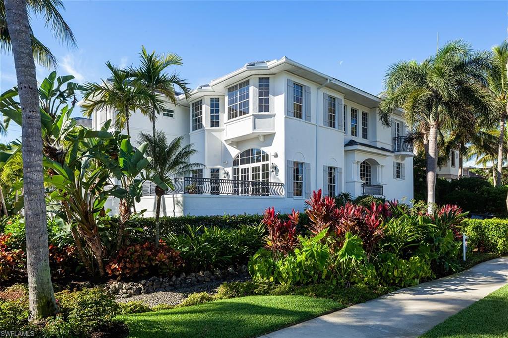 VILLAS TIVOLI - Residential